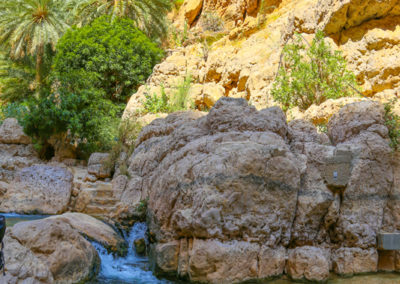 oman-highlight-wadi-shab-schwimmen-kontrast